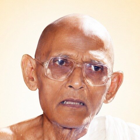 Jayshekhar Surishwarji Maharaj